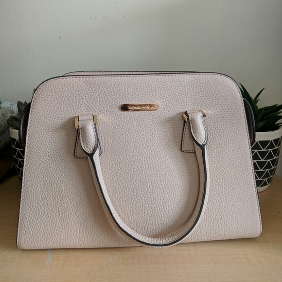 Michael Kors Handbags - Michael kors crossbody bag